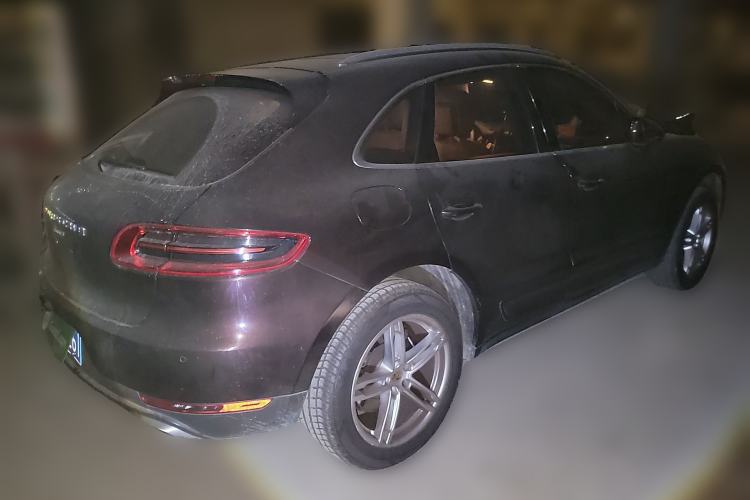 Used Porsche Macan 2014 Macan 2.0T Rear Right 45 Deg