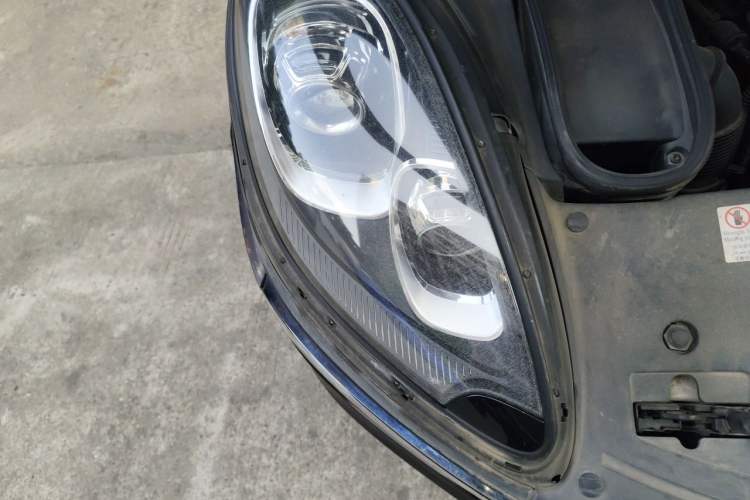 Used Porsche Macan 2014 Macan 2.0T Right Front Headlight