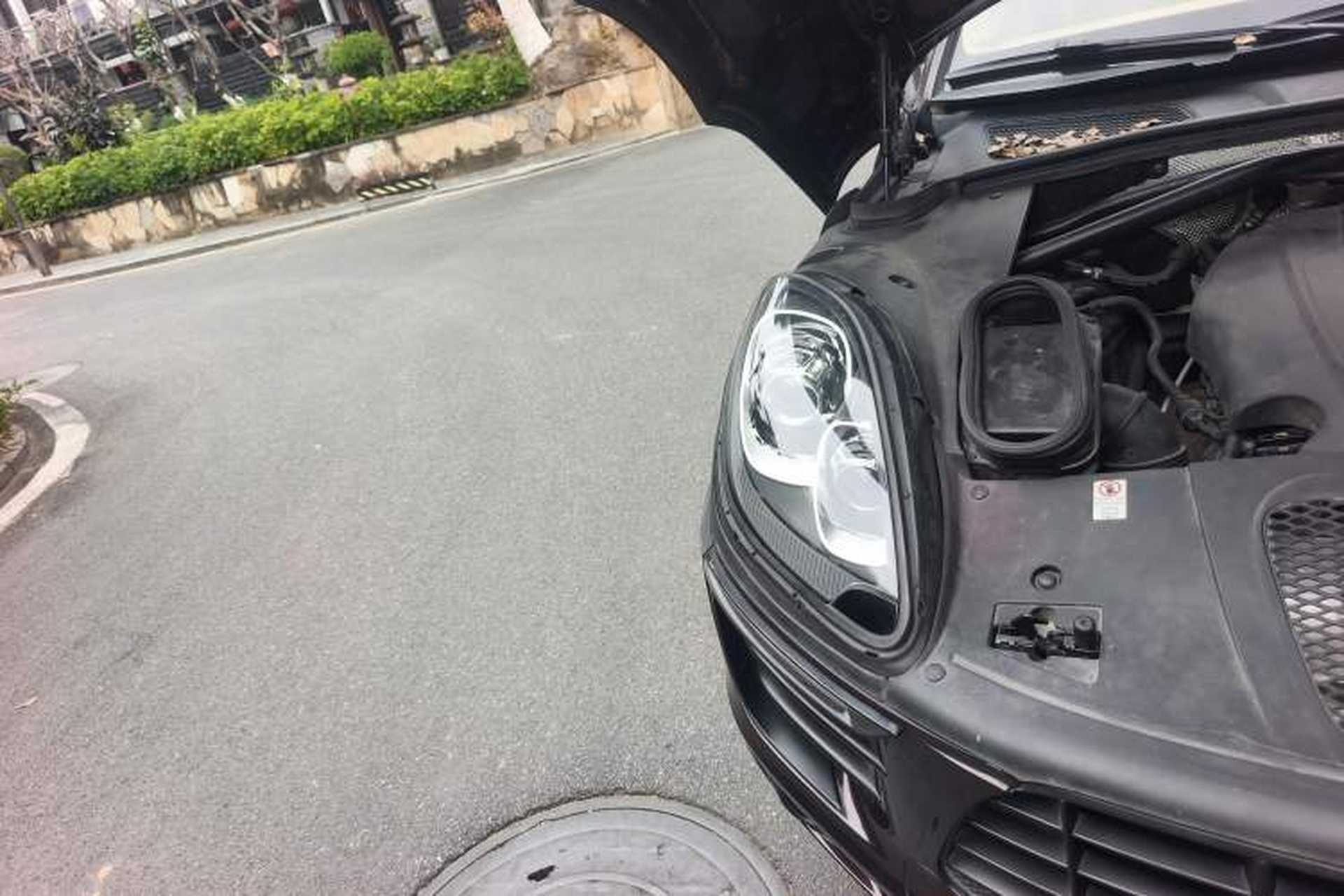 Used Porsche Macan 2014 Macan 2.0T Right Front Headlight