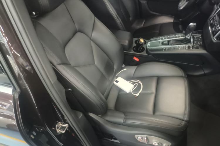 Used Porsche Macan 2014 Macan S 3.0T Right Front Seat