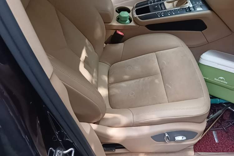 Used Porsche Macan 2014 Macan 2.0T Right Front Seat