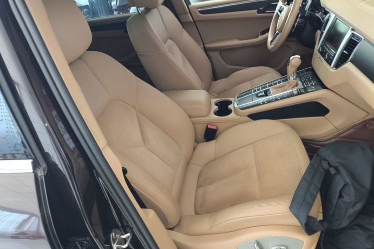 Used Porsche Macan 2014 Macan 2.0T Right Front Seat