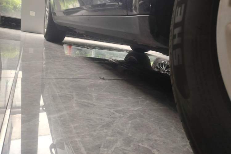 Used Porsche Macan 2014 Macan 2.0T Right Side Sill
