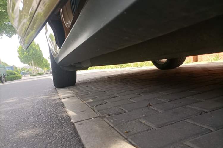 Used Porsche Macan 2014 Macan 2.0T Right Side Sill