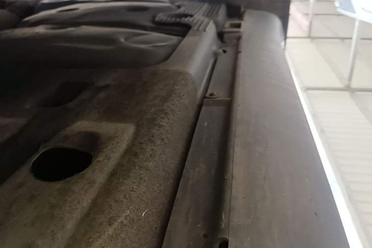 Used Porsche Macan 2014 Macan 2.0T Right Side Sill