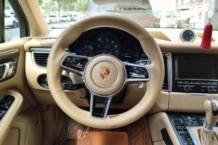 Used Porsche Macan 2014 Macan 2.0T Steering Wheel