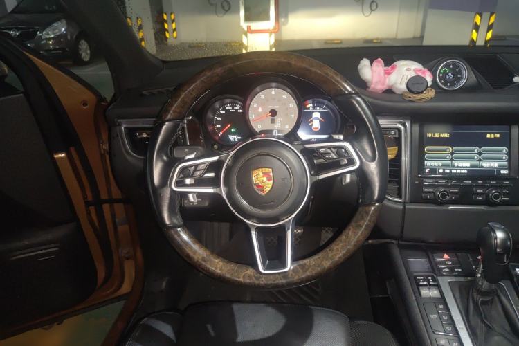 Used Porsche Macan 2014 Macan S 3.0T Steering Wheel
