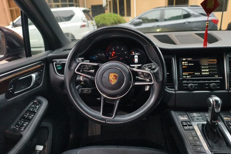 Used Porsche Macan 2014 Macan 2.0T Steering Wheel