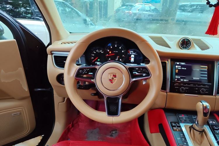 Used Porsche Macan 2014 Macan 2.0T Steering Wheel