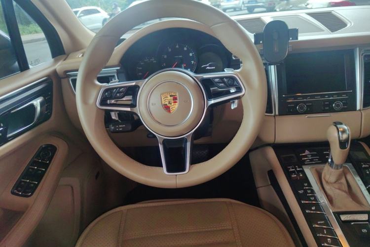 Used Porsche Macan 2014 Macan 2.0T Steering Wheel