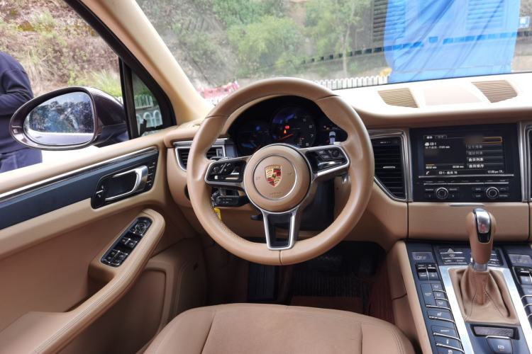 Used Porsche Macan 2014 Macan 2.0T Steering Wheel