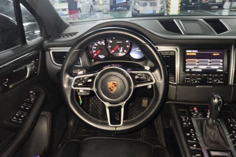 Used Porsche Macan 2014 Macan 2.0T Steering Wheel