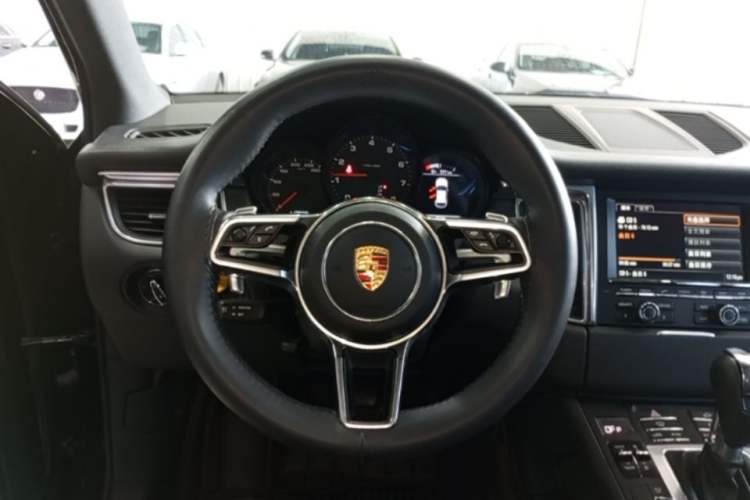 Used Porsche Macan 2014 Macan 2.0T Steering Wheel