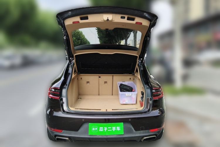 Used Porsche Macan 2014 Macan 2.0T Trunk