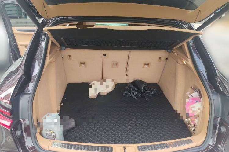 Used Porsche Macan 2014 Macan 2.0T Trunk