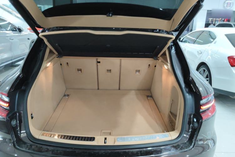Used Porsche Macan 2014 Macan 2.0T Trunk