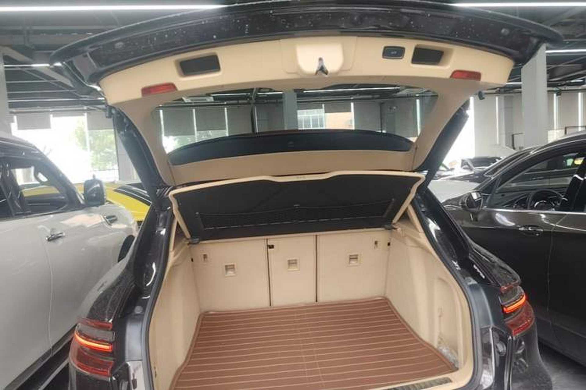 Used Porsche Macan 2014 Macan 2.0T Trunk