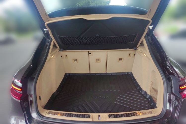 Used Porsche Macan 2014 Macan 2.0T Trunk