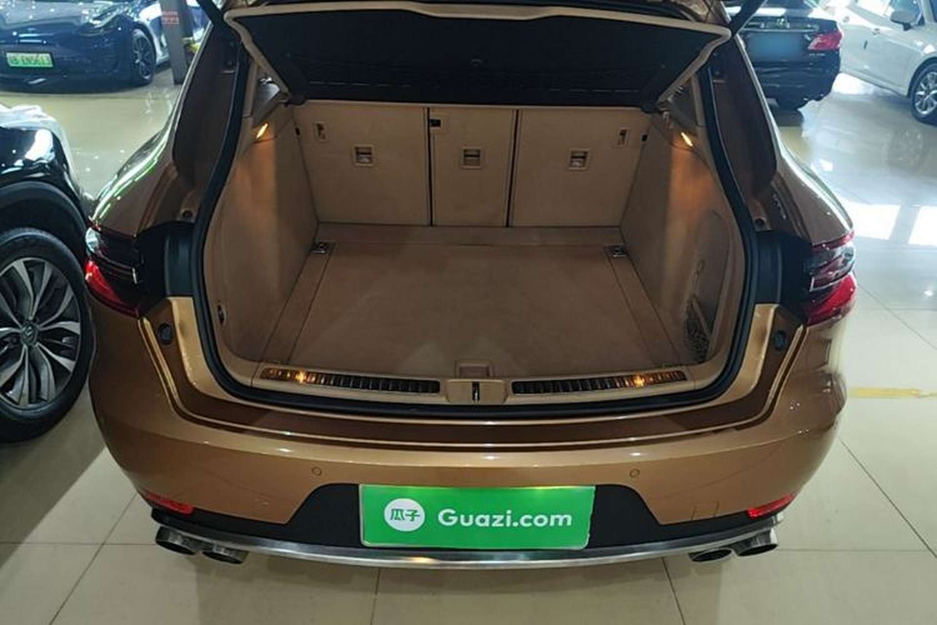 Used Porsche Macan 2014 Macan 2.0T Trunk