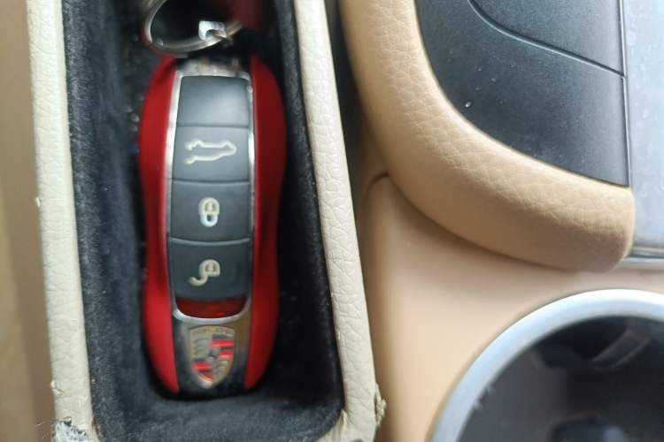 Used Porsche Macan 2014 Macan 2.0T Vehicle Key