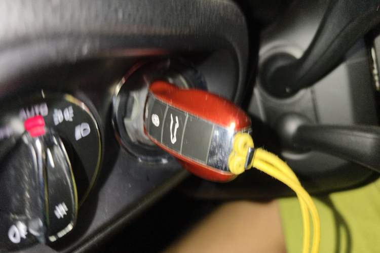 Used Porsche Macan 2014 Macan 2.0T Vehicle Key