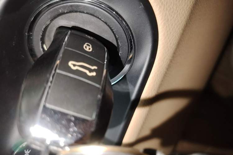 Used Porsche Macan 2014 Macan S 3.0T Vehicle Key