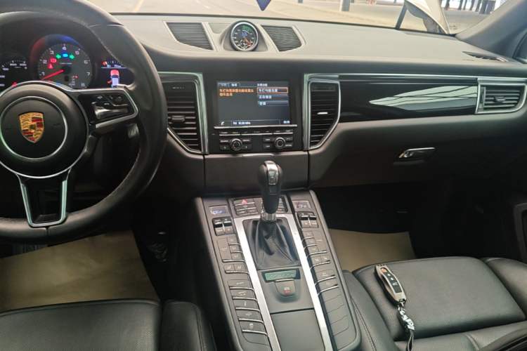 Used Porsche Macan 2014 Macan S 3.0T Audio And AC Panel
