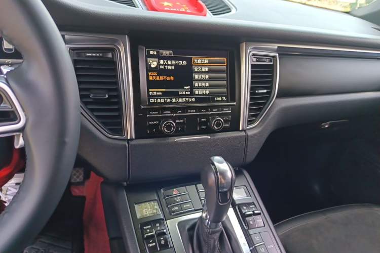 Used Porsche Macan 2014 Macan 2.0T Audio And AC Panel