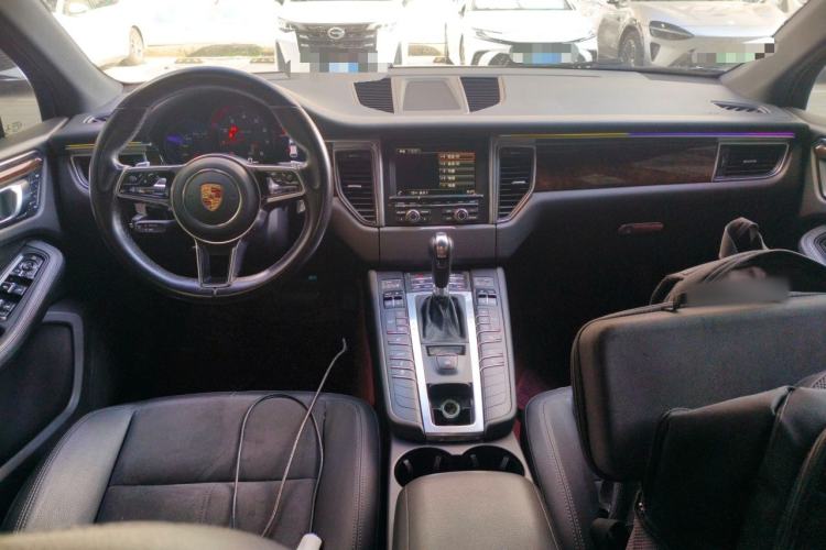Used Porsche Macan 2014 Macan 2.0T Center Console