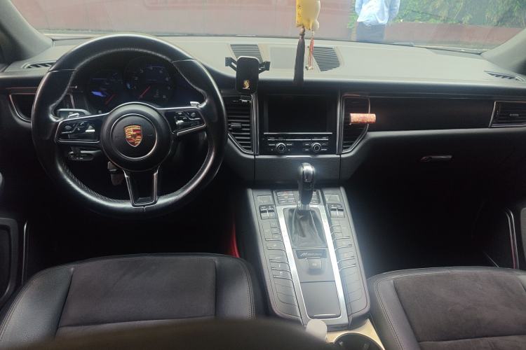 Used Porsche Macan 2014 Macan 2.0T Center Console