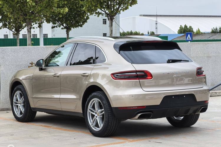 Used Porsche Macan 2014 Macan 2.0T Exterior 2