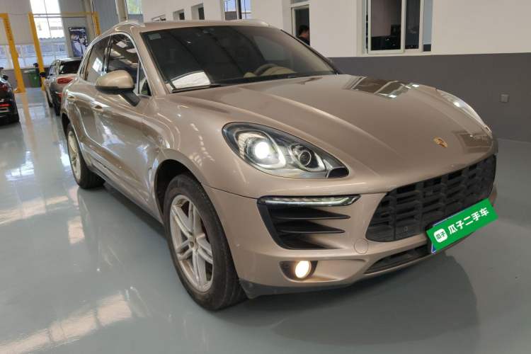 Used Porsche Macan 2014 Macan 2.0T Exterior 2