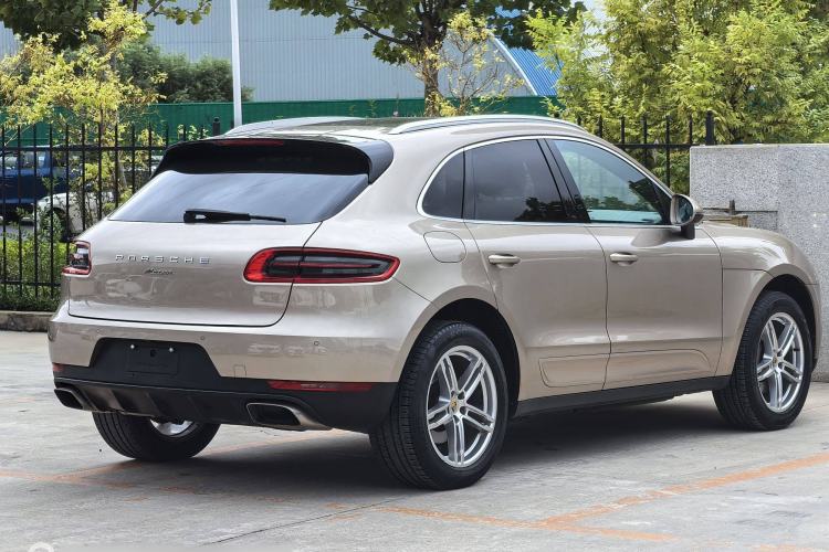 Used Porsche Macan 2014 Macan 2.0T Exterior 3
