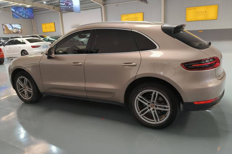 Used Porsche Macan 2014 Macan 2.0T Exterior 3