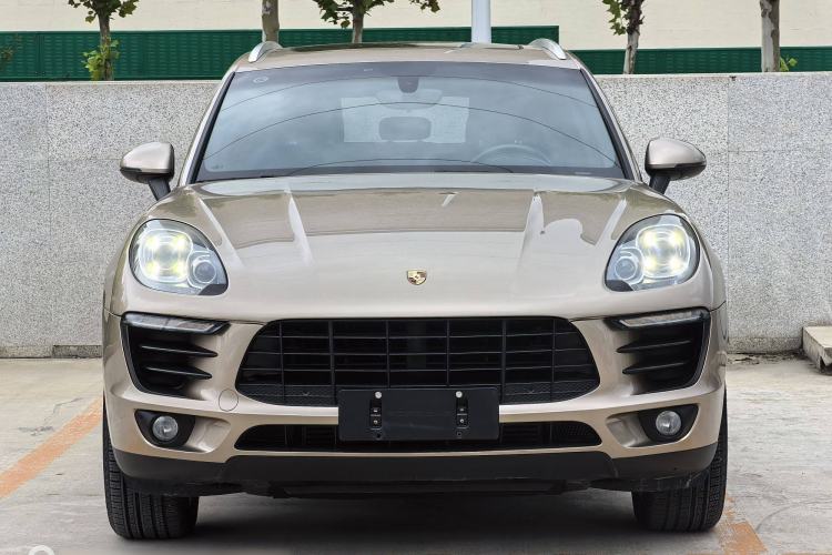 Used Porsche Macan 2014 Macan 2.0T Exterior 5