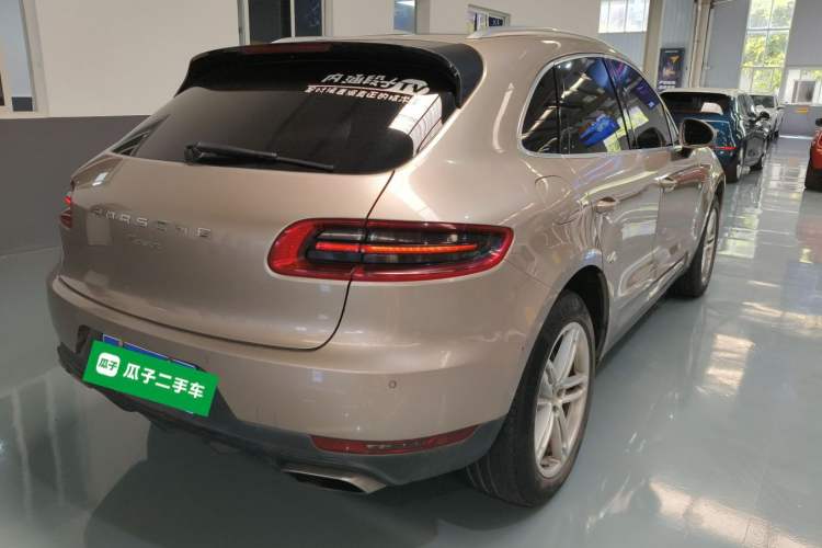 Used Porsche Macan 2014 Macan 2.0T Exterior 5