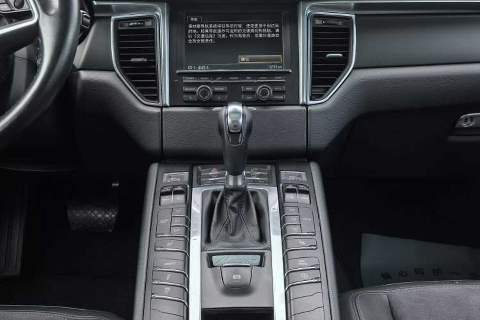 Used Porsche Macan 2014 Macan 2.0T Exterior 7