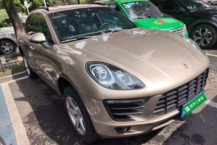 Used Porsche Macan 2014 Macan 2.0T Front Right 45 Deg