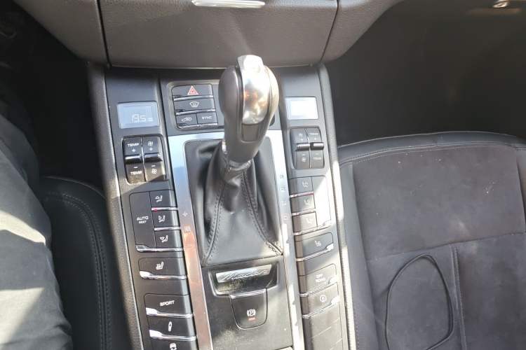 Used Porsche Macan 2014 Macan 2.0T Gear Lever