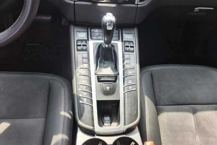 Used Porsche Macan 2014 Macan 2.0T Gear Lever