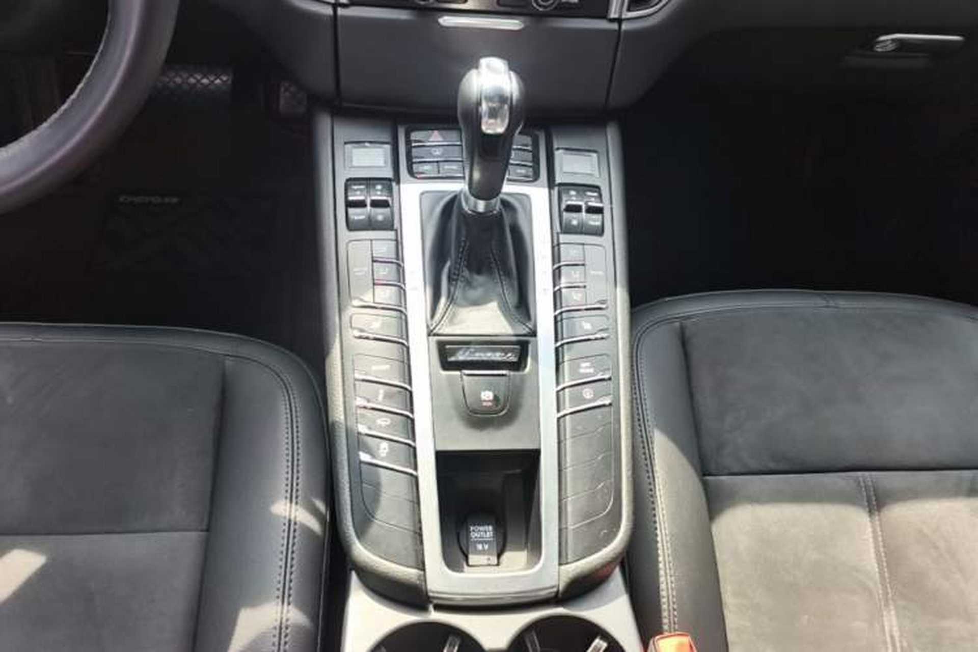 Used Porsche Macan 2014 Macan 2.0T Gear Lever