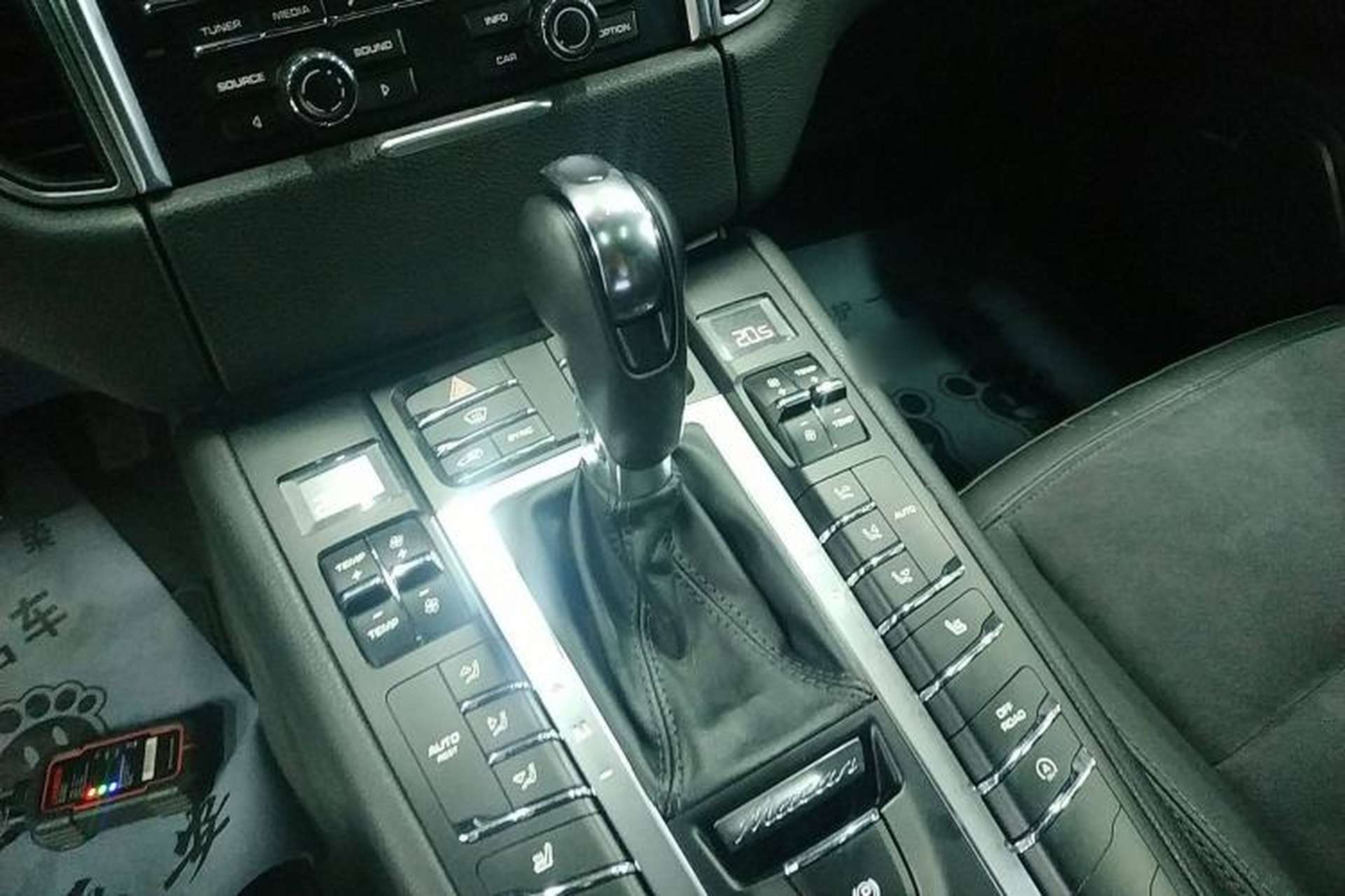 Used Porsche Macan 2014 Macan 2.0T Gear Lever
