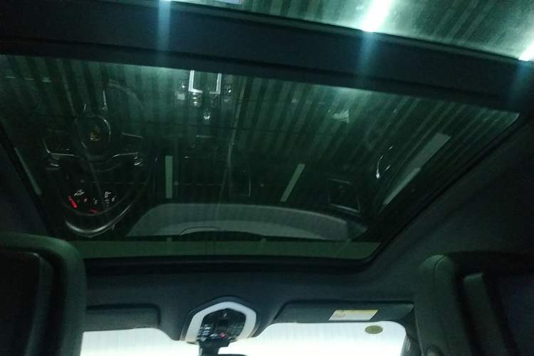 Used Porsche Macan 2014 Macan 2.0T Headliner