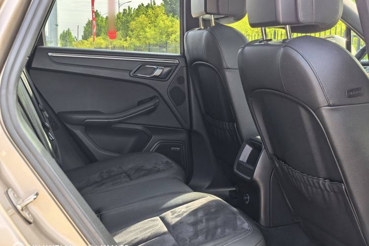Used Porsche Macan 2014 Macan 2.0T Interior 9