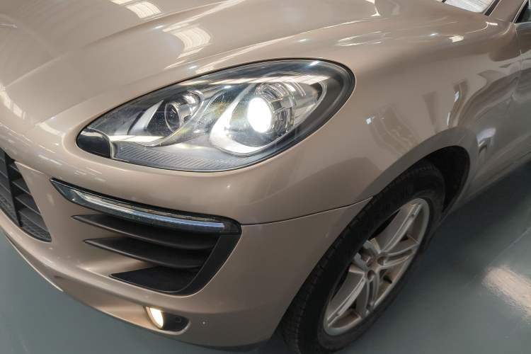 Used Porsche Macan 2014 Macan 2.0T Left Front Headlight