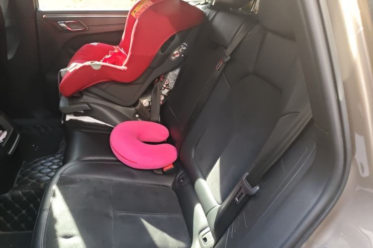 Used Porsche Macan 2014 Macan 2.0T Left Rear Seat