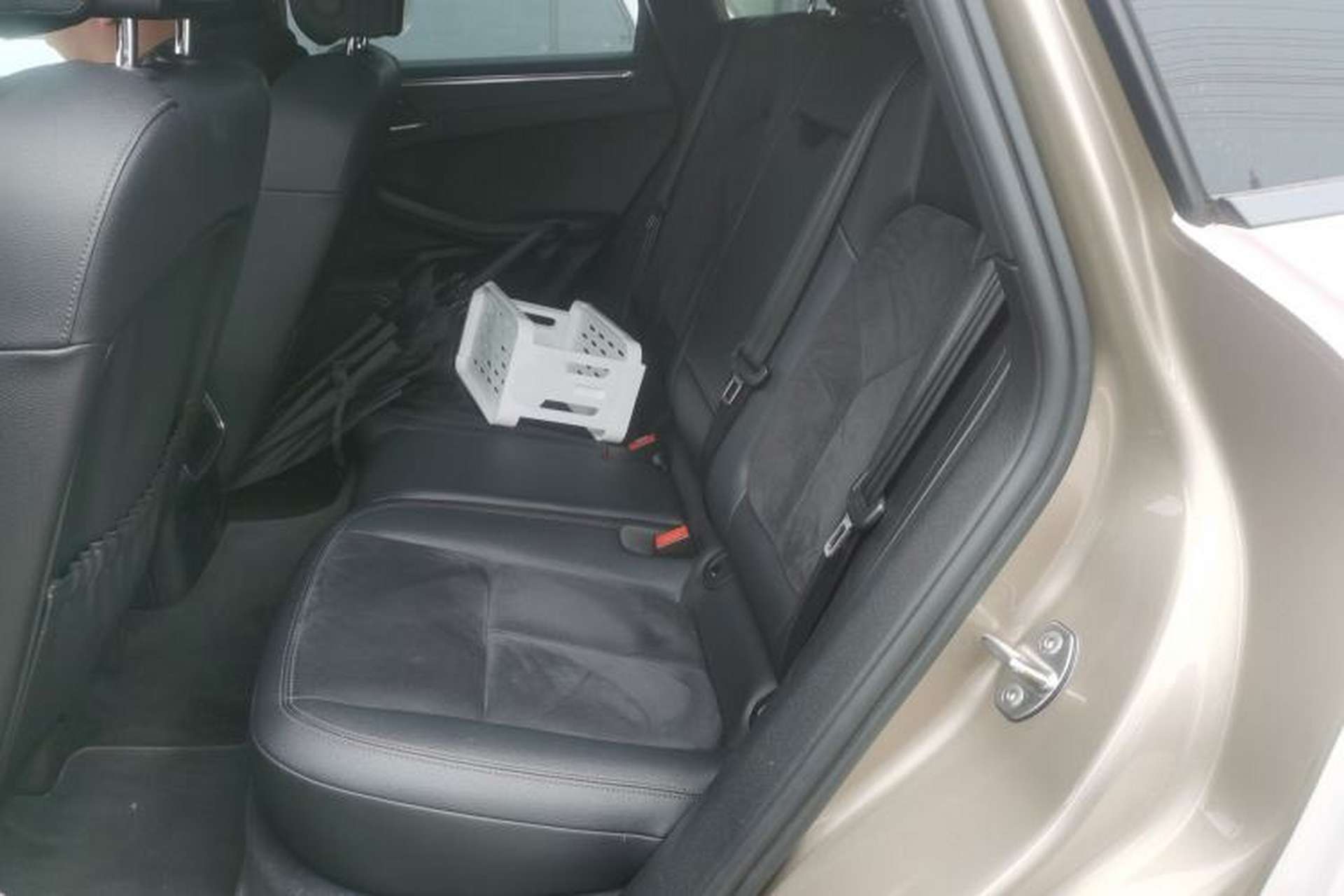 Used Porsche Macan 2014 Macan 2.0T Left Rear Seat