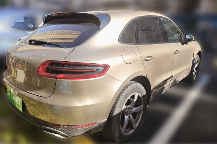 Used Porsche Macan 2014 Macan 2.0T Rear Right 45 Deg