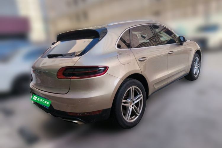 Used Porsche Macan 2014 Macan 2.0T Rear Right 45 Deg