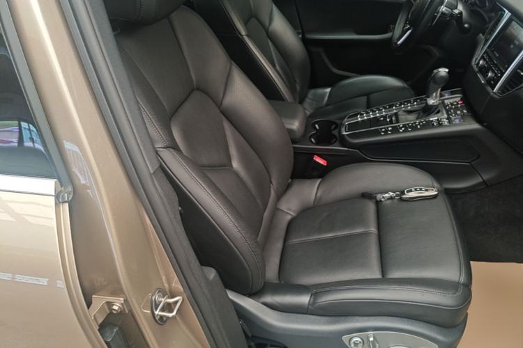 Used Porsche Macan 2014 Macan S 3.0T Right Front Seat